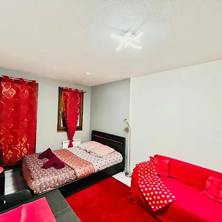Le Red Escape A 15min Du Centre Avec Parking Prive Gratuit * Annecy